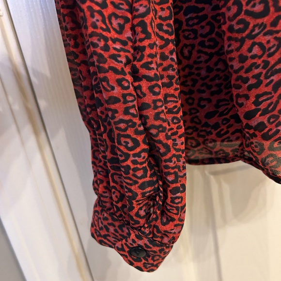 Zara Red and Black Cheetah Long Sleeve Size Small - Picture 2 of 6